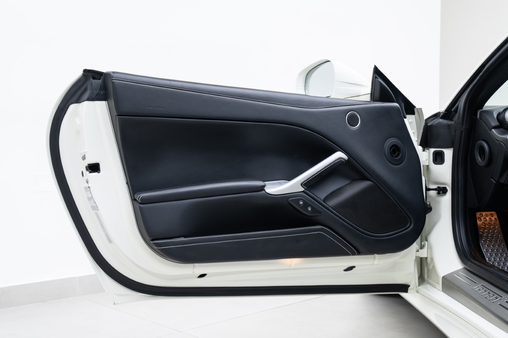 2013 FERRARI F12 BERLINETTA